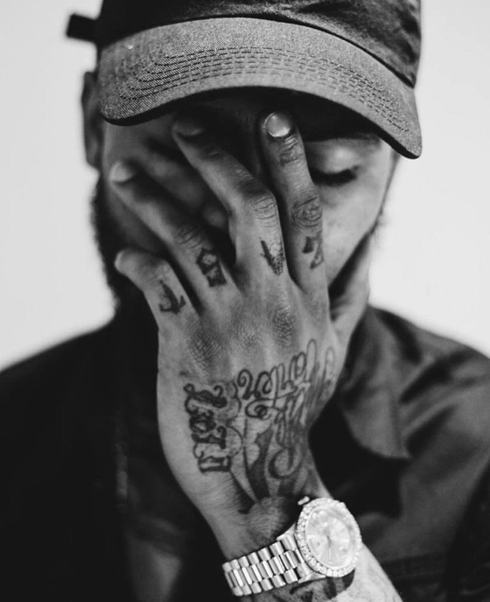 💰 LΣT'S GΣT IT 💰

🎶 MΔRQUISΣ CHΔTMΔΠ ΔҜΔ MC
🎶 MΔSTΣR ΩҒ CΣRΣMΩΠIΣS
🎶 MILLIΩΠΔIRΣ MΔΣSTRΩ
🎶 MΩ MΩΠΣΨ MΩ PRΩβLΣMS
🎶 LΨRICIST
🎶 ШRITΣR ~ #DΔRҜΣR 
🎶 TΔҜΣRS
🎶 #DΔRҜΩUTLΔШS