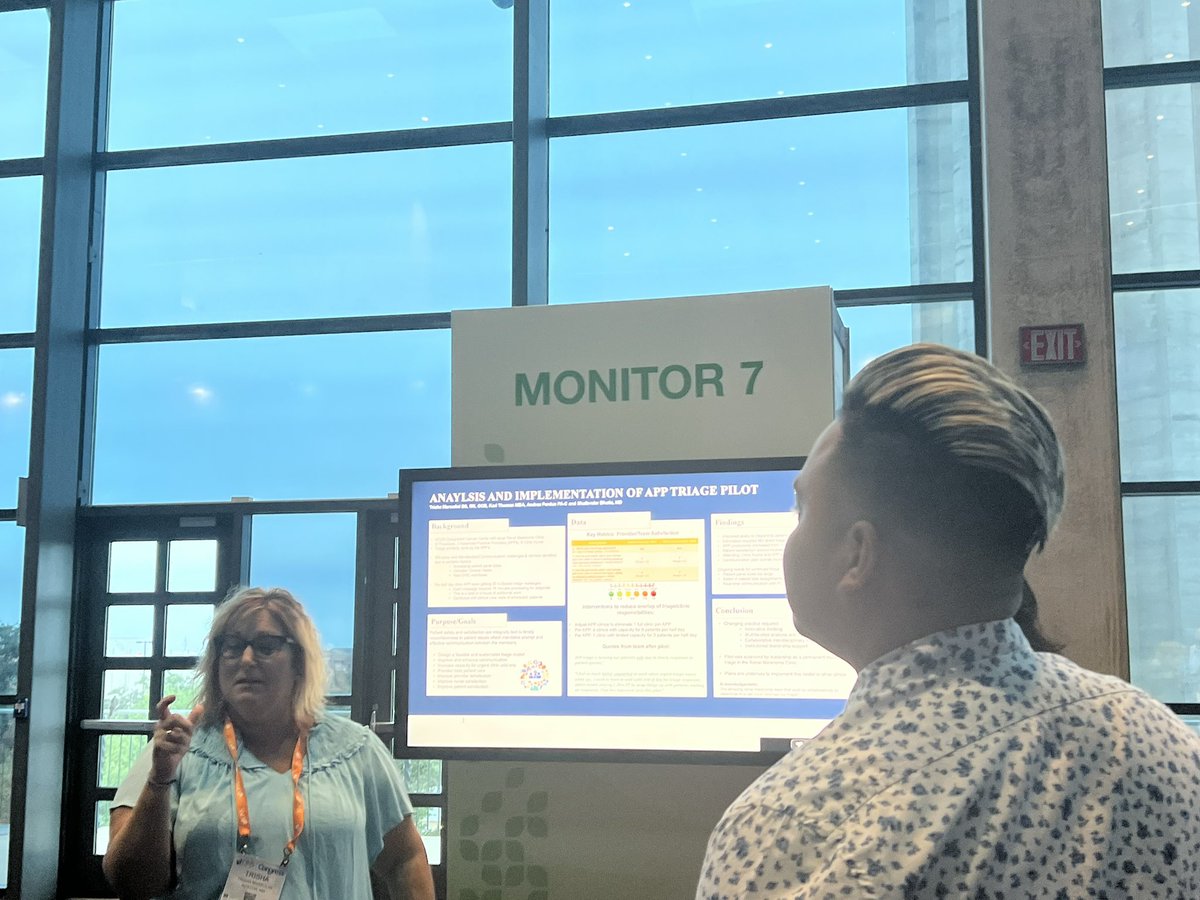 karinbuck's tweet image. Posters and the authors to start another great day of learning and sharing #ONSCongress2023. Proud to see so many incredible bodies of work from impressive sites that also support #scalpcooling. @FoxChaseCancer @fredhutch @MSKCancerCenter @PennCancer