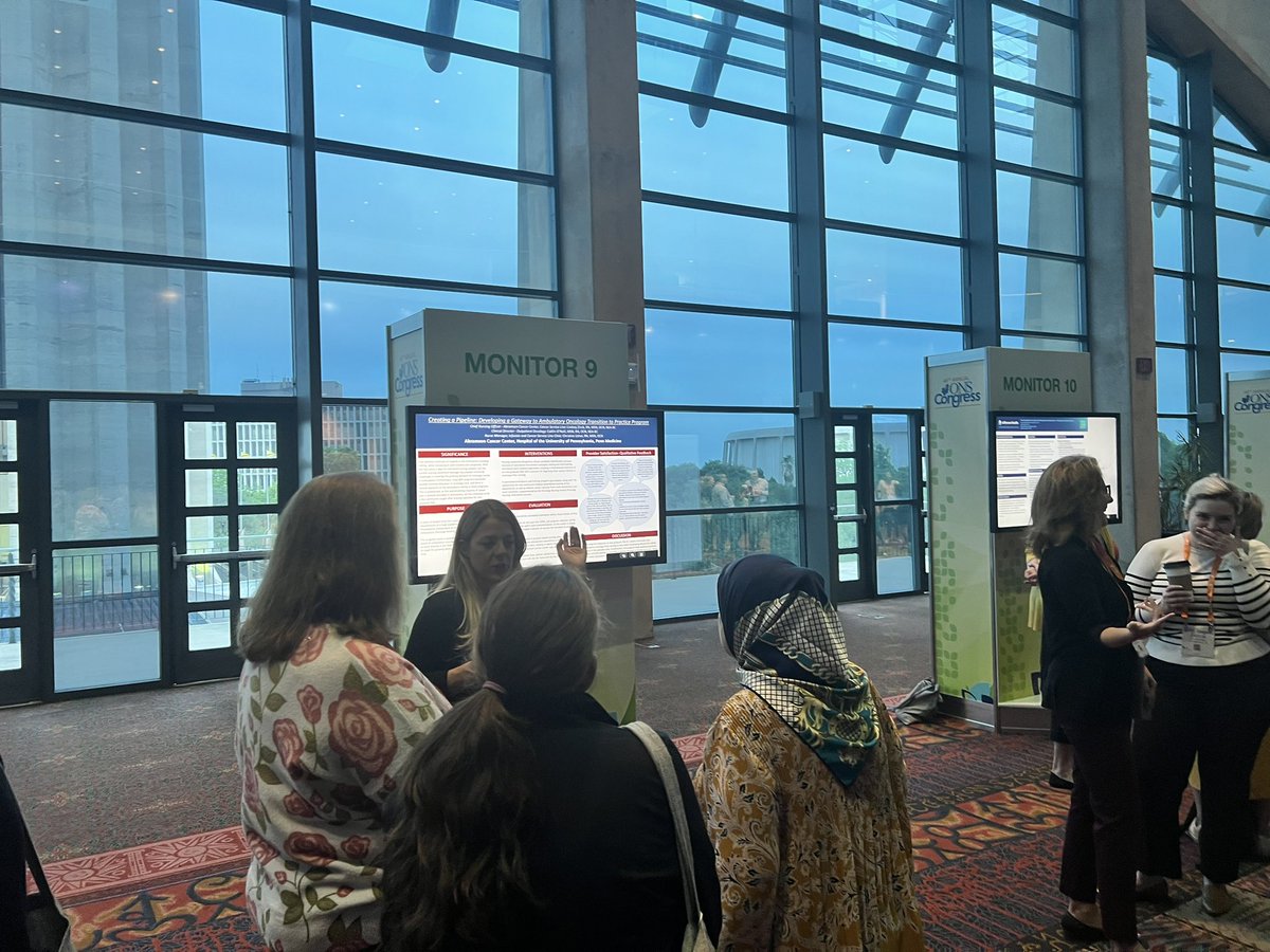 karinbuck's tweet image. Posters and the authors to start another great day of learning and sharing #ONSCongress2023. Proud to see so many incredible bodies of work from impressive sites that also support #scalpcooling. @FoxChaseCancer @fredhutch @MSKCancerCenter @PennCancer