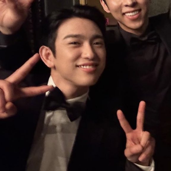 pjyfile's tweet photo. AW HES SO CUTE https://t.co/gMwq1sGL2s
