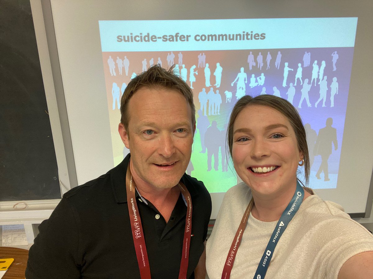 Day 2 of ASIST training is about to begin. We appreciate the engagement from @RCDSB employees participating. 
<a href="/Living_Works/">LivingWorks</a> 
<a href="/msmcdowellQEPS/">Amanda Moncion</a> 
#Wellbeing