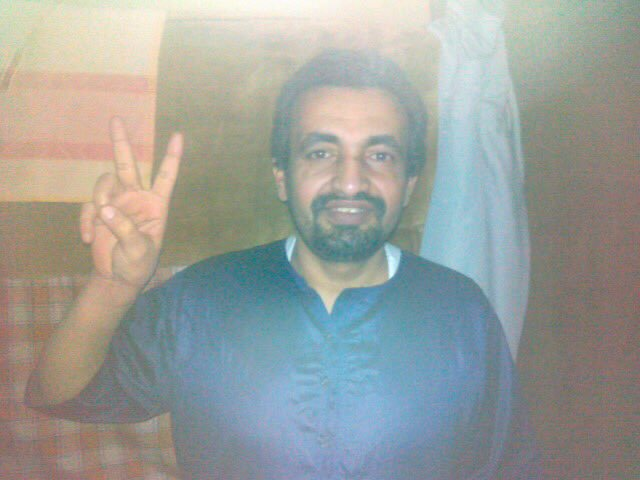 m3takl's tweet photo. عيد أضحى مبارك للناشط الحقوقي المعتقل #عيسى_النخيفي https://t.co/9SXW1MUZjm