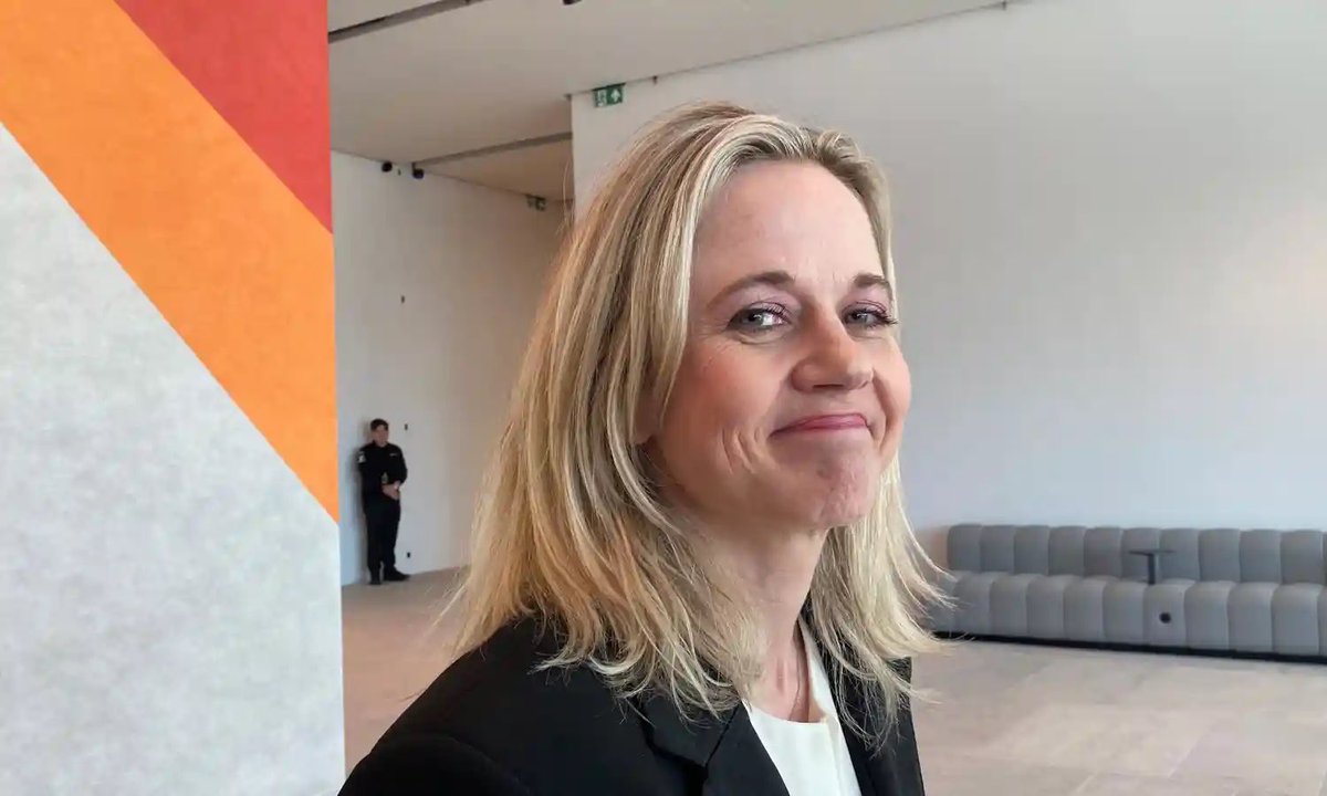 Karin Hindsbo a great appointment as new director of @tate Modern. She comes from overseeing the consolidation of four Norwegian art institutions into the National Museum in Oslo. #tate #karenhindsbo @KarinHindsbo