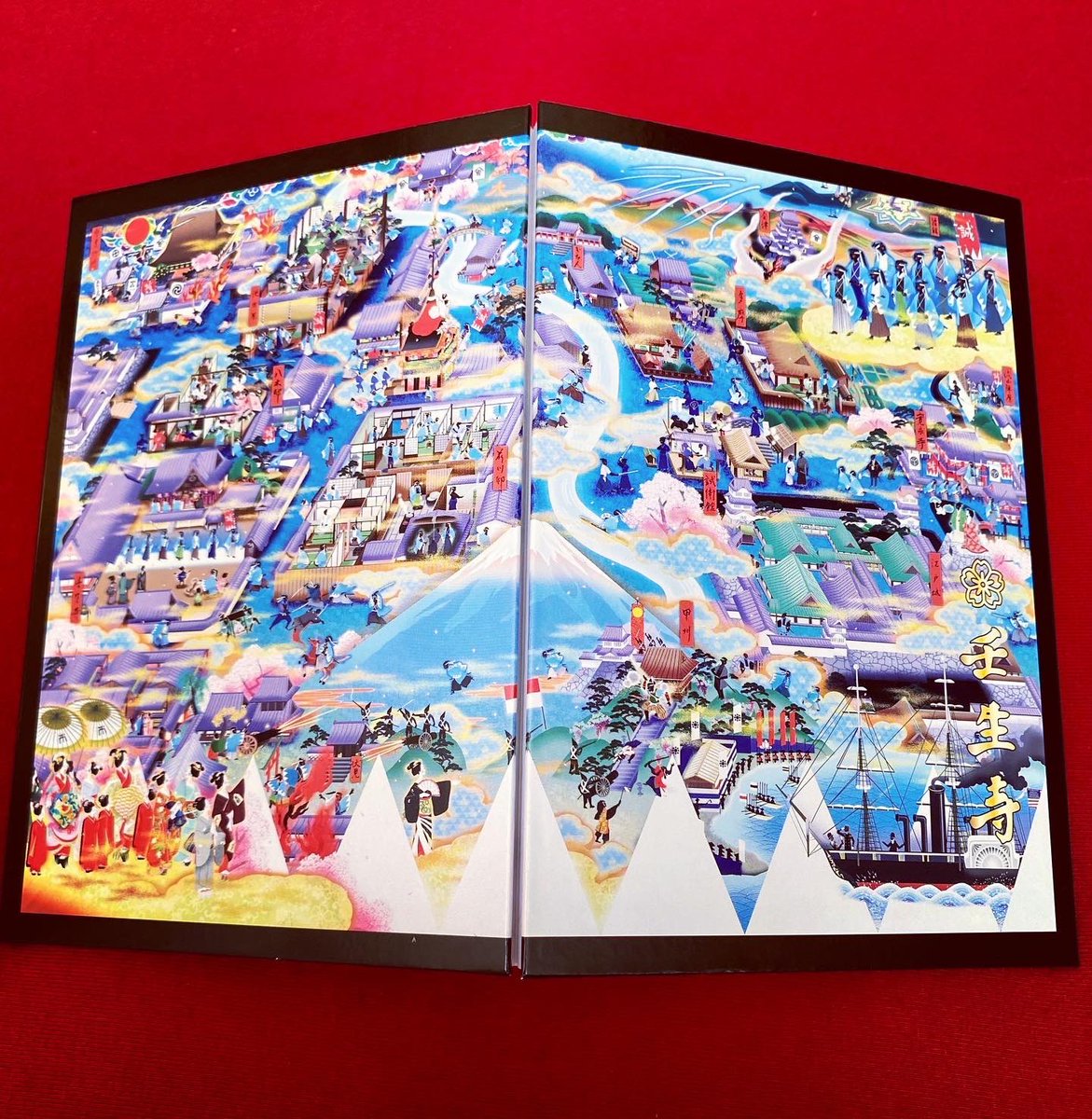 ryousei1113's tweet photo. 2023年度版  ［シン・誠帖］(新定番)
明日より販売されすます。

結成前の多摩の頃から箱館戦争まで新選組の一部始終が描かれています。
細部まで美しく描かれた絵は眺めるたびに新たな発見や感動が生まれます。
是非お手に取ってご覧下さい。
 ＃壬生寺 ＃御朱印帳 ＃新選組 https://t.co/8BU0fZl8ID
