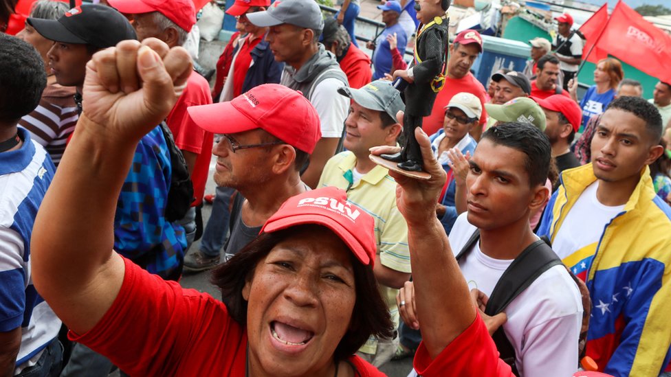 Mutluhaberci's tweet photo. Venezuela halkı, Binance'ın QLC, NEBL ve AUTO'yu delist etme kararını protesto etti. The Venezuelan people protested Binance's decision to delist #QLC, #NEBL and #AUTO. #binance #btc https://t.co/vzi1CiLdqP