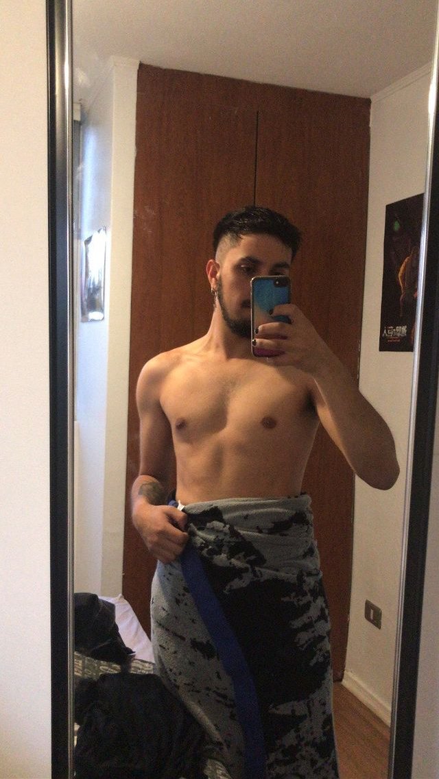 chatnoircito's tweet image. Kiss Kiss