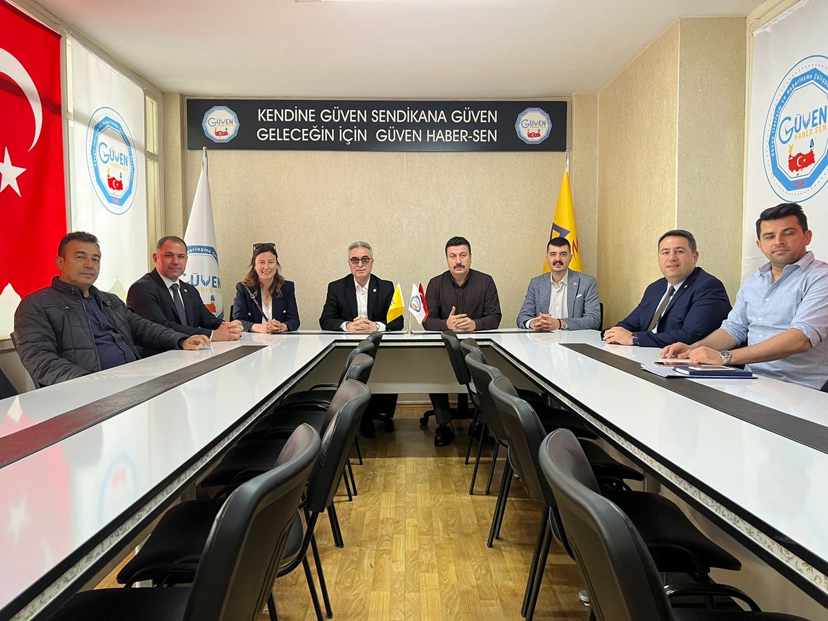 İyi parti Stk ekibi istanbul'da Güven Haber Sen sendikasını ziyaret ettik,Genel Başkan Ali  Köse ve yönetim krl.üyeleri ile seçim sürecini değerlendirdik.İktidarımızda ülkemizi Stk'larla yöneteceğiz #AzKaldı <a href="/meral_aksener/">Meral Akşener</a> <a href="/Akburak/">Burak Akburak</a> <a href="/iyiparti/">İYİ Parti</a> <a href="/iyipartistk/">İYİ Parti STK İlişkileri Başkanlığı</a> <a href="/GuvenHaberSen06/">GÜVEN HABER-SEN</a>