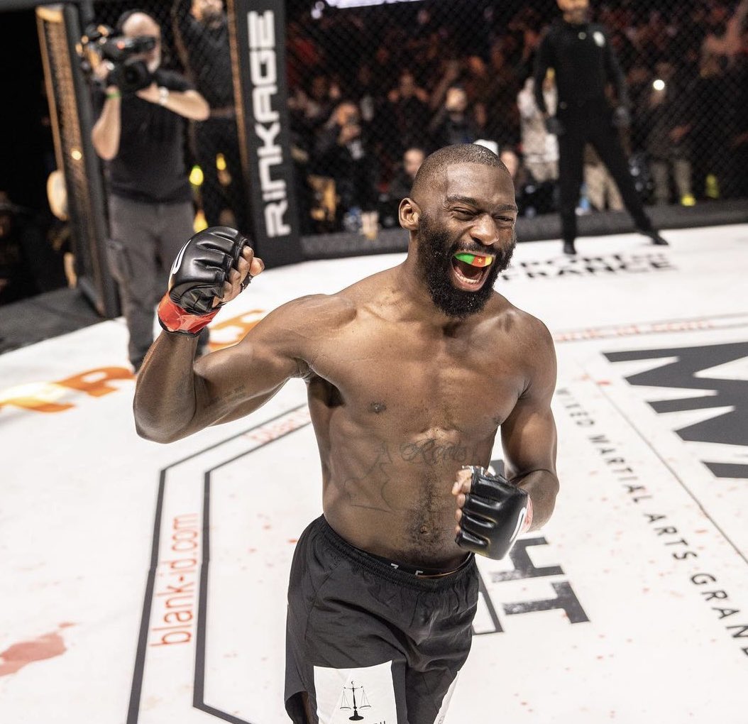 dembouz. on Twitter "RT pushingflynn Si Cedric Doumbe annonce PFL ou