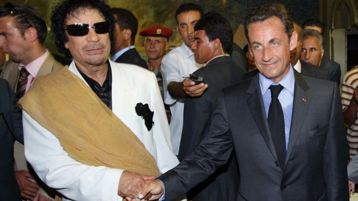 dailyummah's tweet image. Eski Fransız ajan, #Kaddafi'nin ölümünü anlattı.

🔗dailyummah.com/eski-fransiz-c…