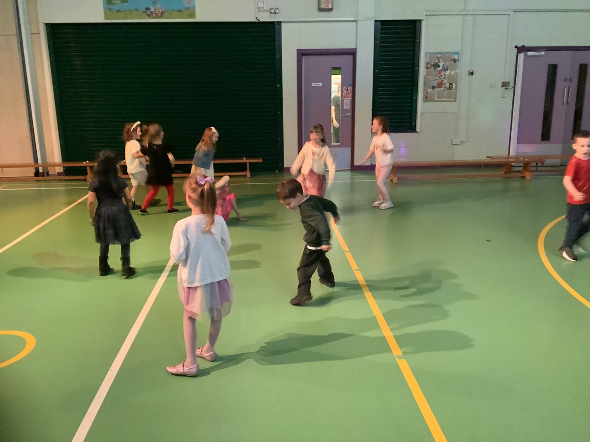Disco time. Thanks to PTA for organising 😀🕺🕺🕺