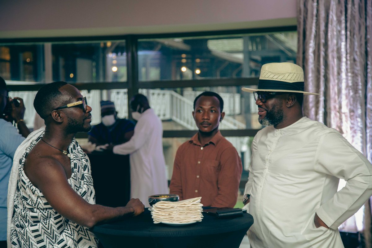 NenyiGAndah's tweet photo. 𝗔 𝗬𝗲𝗮𝗿 𝗢𝗻| #FlashBackFriday; Looking back a year on for birthing my first autobiography #DeterminedToDoMore. The urge to do more in society is even stronger now.
1/2👇
#TheNextChapter | #GeorgeAndah | #ordernow | #NewBook | #book | #reading | #BooksWorthReading #books https://t.co/1a2GRGiKhS