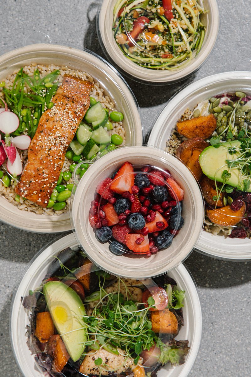 Galligreen 100% #Compostable Sugarcane Bowls &amp; Pack N'Eat 100% #Recyclable Anti-Fog PET lids have arrived to take your cold meals to new heights! With an anti-fog lid, contents can be clearly viewed in all applications. Goodbye condensation! Available in 12 oz., 24 oz., &amp; 32 oz.