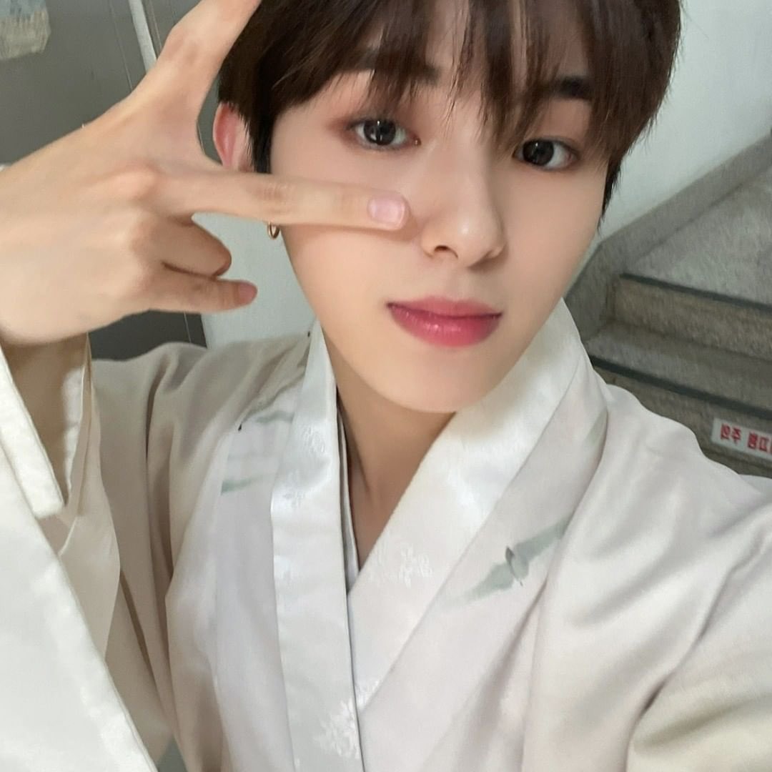 몽 tweet media