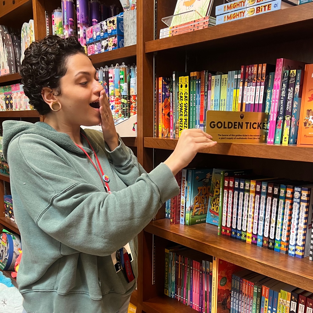 wesrjjulia's tweet image. Find the Golden Ticket!
We&apos;ve partnered with Libro.fm to give one winner 12 FREE audiobooks! Visit us on Saturday, April 29, and search for the Golden Ticket! 
Click here to learn more - libro.fm/ibd #LibrofmGoldenTicket #IndieBookstoreDay @Libro.fm