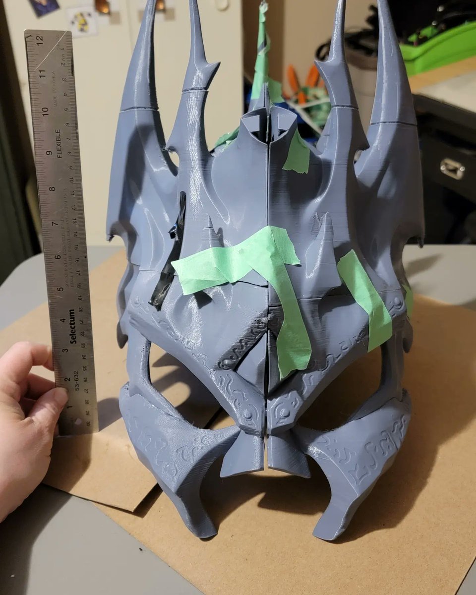 Shamaz084's tweet image. Getting things all assembled! Still need to print the bottom parts.

#3dcg #3dprinting #makecoolstuff #cosplay #lichking #worldofwarcraft #ender3