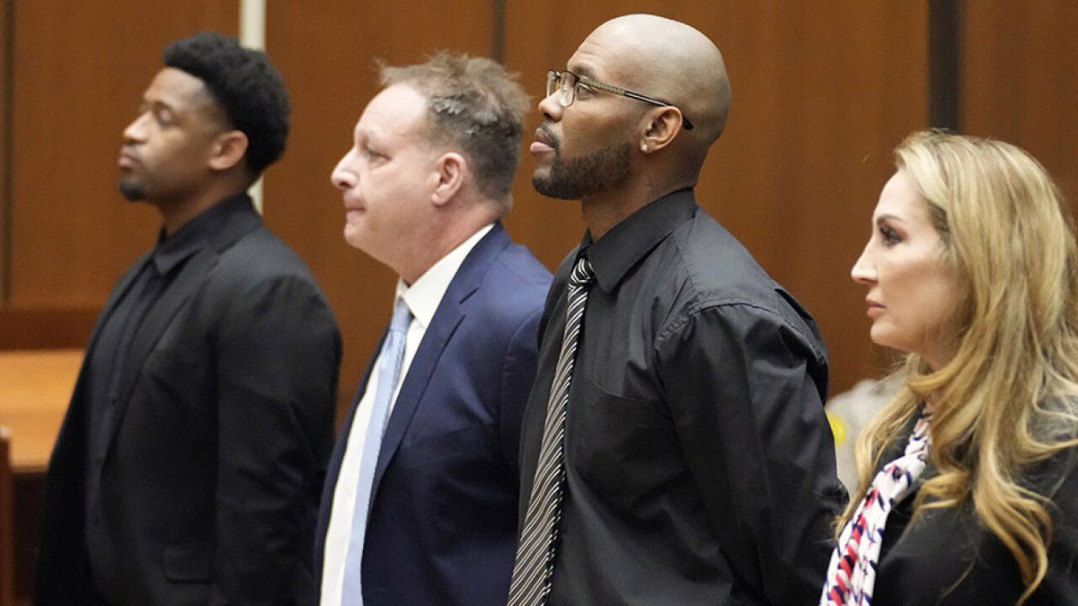 SAY CHEESE! 👄🧀 tweet media