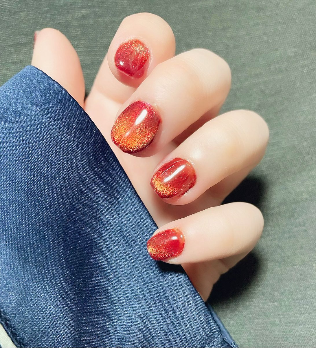 denim solo 1girl nail polish red nails toenails toenail polish  illustration images