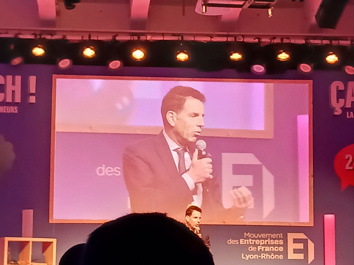 JCELYON's tweet photo. Nos membres et observateurs ont participé à l'événement "Ça match ! La rencontre des entrepreneurs" organisé par le @medeflyonrhone. Des tables-rondes et intervenants inspirants sur les changements à venir en 2030, et après !
#jcelm #jcef #medef #lyon #leader #globalgoals https://t.co/ng1bdRJEnp