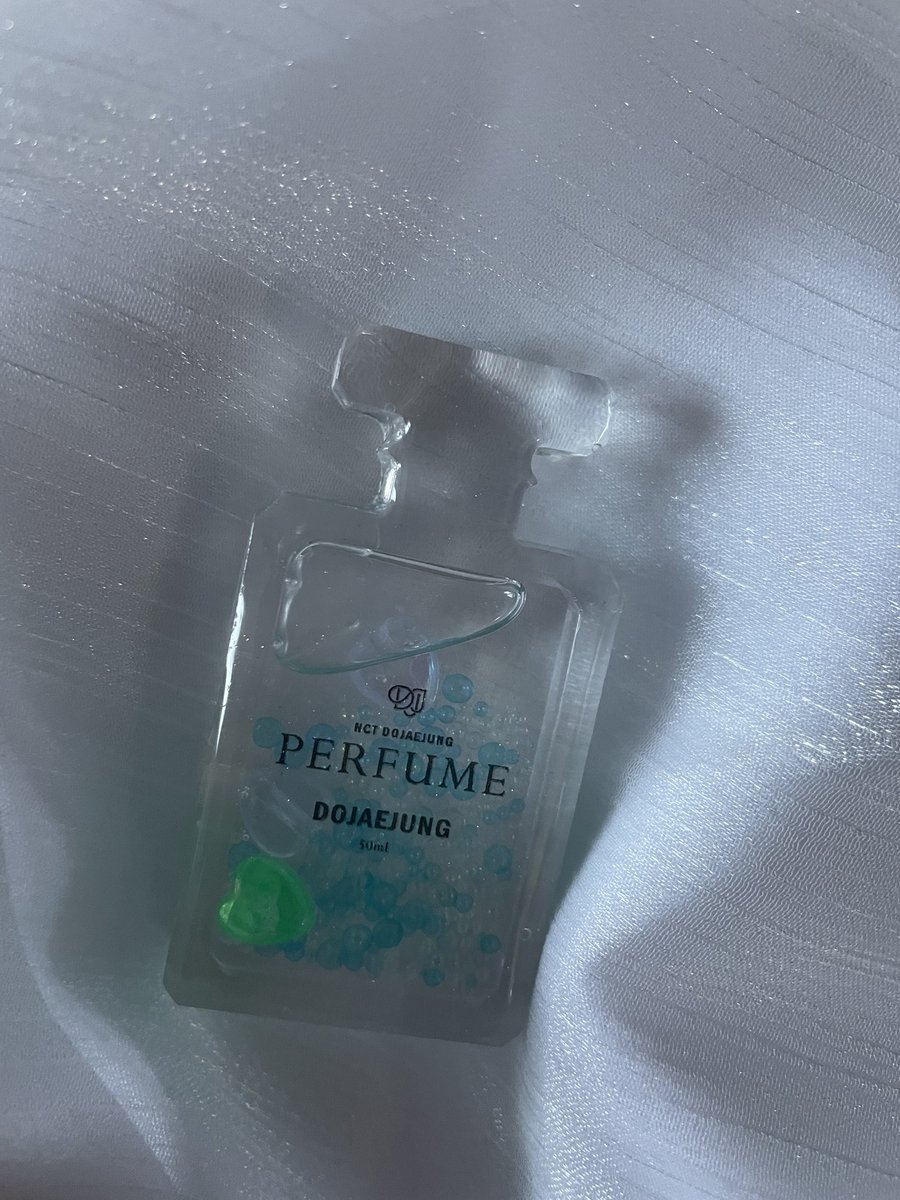LiKe_it__0's tweet photo. #RT 
NCT DOJAEJUNG PERFUME ✨
알티 추첨을 통해 
도재정 향수 키링을 보내드려요 :) 
국내 주소지만 가능 / 후기 작성 여부 
후기 작성 가능하신분만 참여 부탁드립니다 :)!! https://t.co/r6gDGQfOUj