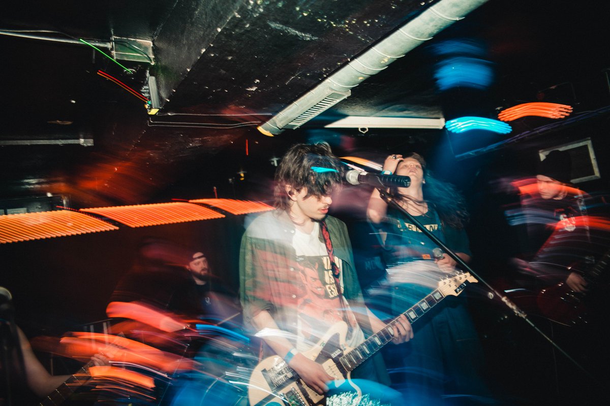 winemomsband's tweet photo. THANK YOU SLEAZYS

BIGGEST HEADLINE TO DATE AND YOU GUYS FUCKING CRUSHED IT

WE'VE GOT SO MUCH MORE FOR YOU COMING SOON SO STAY TUNED

📸 ~ @horriblekkids https://t.co/41JzVSknNG