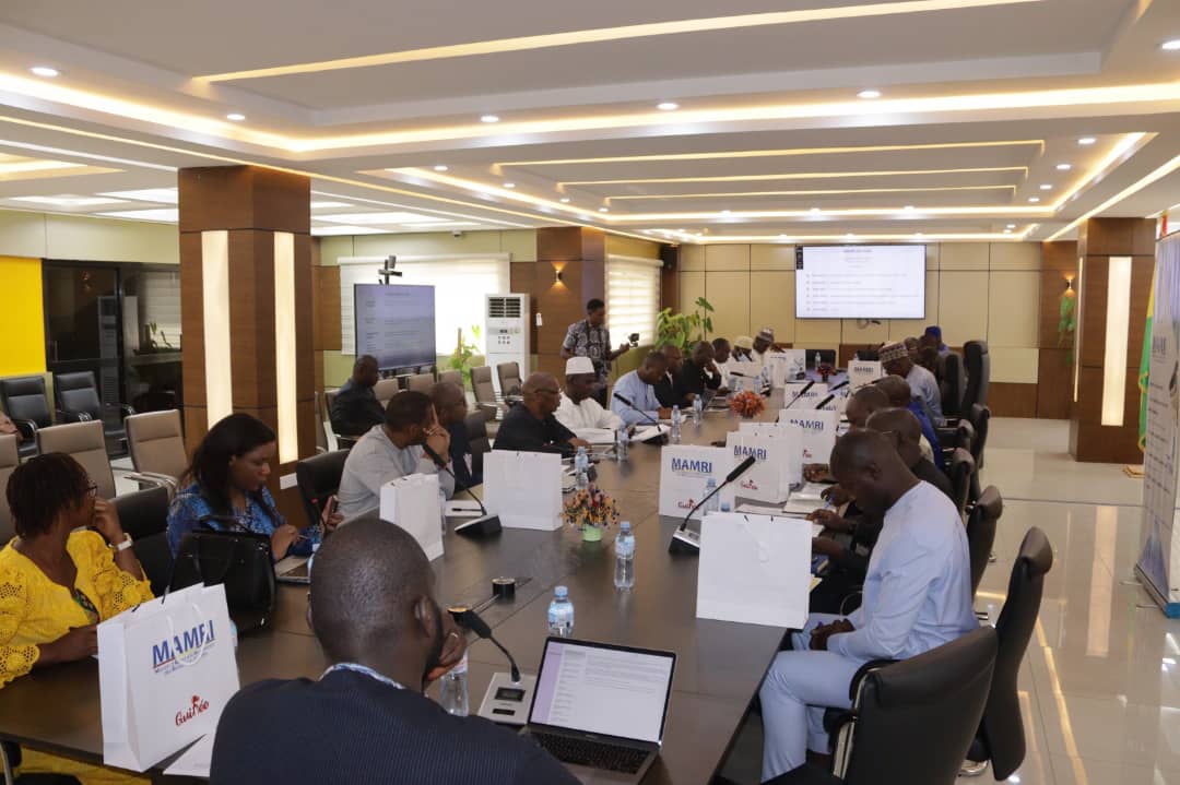 MEFB_GN's tweet photo. #MdB_Info: Première réunion du cadre de dialogue et de concertation de la Mission d’Appui à la Mobilisation des Ressources Internes avec le Ministère du Budget relatif au suivi des activités et aux instructions issues de la première réunion du comité de pilotage.
#MAMRI #MBudget https://t.co/ZzfoMpZ0Uf