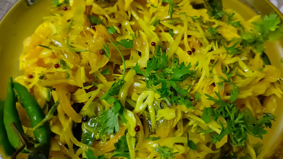 indianbawarchi2's tweet photo. Cabbage Recipe - पत्ता गोभी
https://t.co/5hQqEo3O34
#cabbagerecipe #cabbage #pattagobhi #gobhi #GoYounJung #RecipeOfTheDay #recipes #Indian #Jawan #eating #HealthyFood #HealthyEating #Cooking #FridaysWithArmaan #foodfriday #Foodies #Food https://t.co/xtRoRsfrA2
