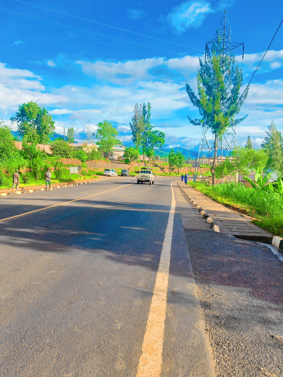 Urwanda nirwiza ngaho nawe zana iphoto ya location uherereyemo turebe @nyamasheke