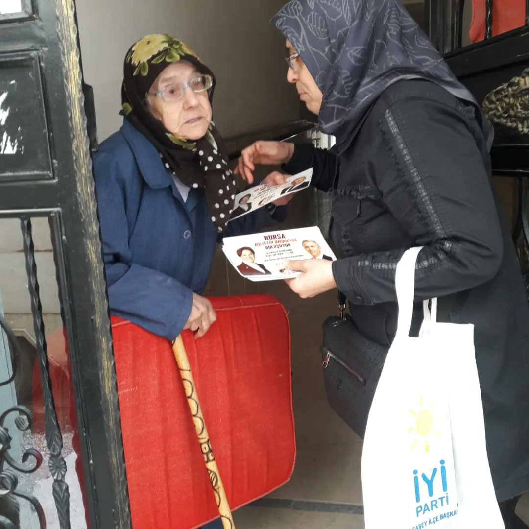 iyipartikrcby's tweet photo. 14 Mayıs Tarihinde Ülkemizin kaderini değiştirecek olan seçim çalışmalarımızda Kadın Politikalarından Sorumlu Başkanımız Esra Mestan eşliğinde Kadınlarımız ile birlikte sahalardayız. #BiroyKemale #BiroyMerale diyerek çalışmalarımıza devam ediyoruz
#AZKALDI..
#TarihYazacağız... https://t.co/TI3qbcevmf