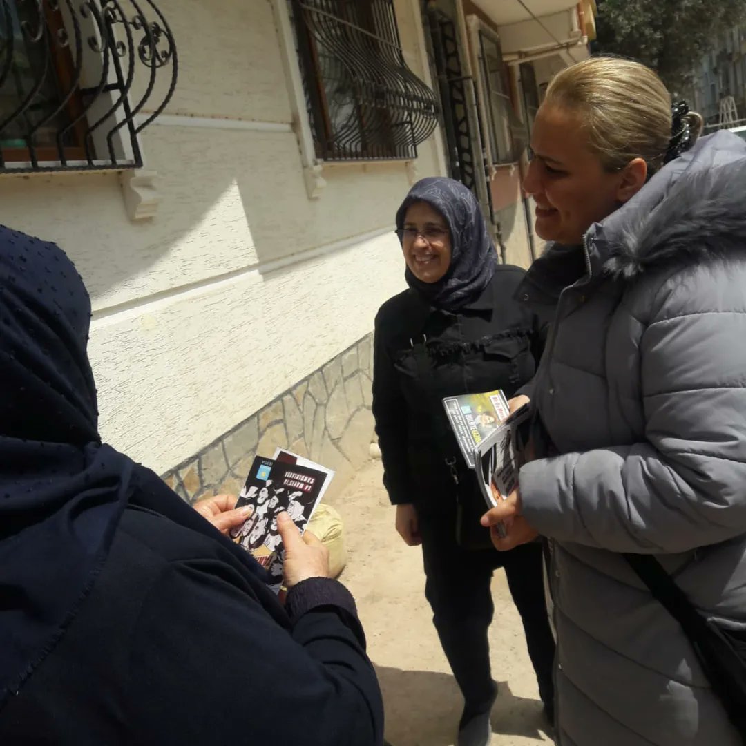 iyipartikrcby's tweet photo. 14 Mayıs Tarihinde Ülkemizin kaderini değiştirecek olan seçim çalışmalarımızda Kadın Politikalarından Sorumlu Başkanımız Esra Mestan eşliğinde Kadınlarımız ile birlikte sahalardayız. #BiroyKemale #BiroyMerale diyerek çalışmalarımıza devam ediyoruz
#AZKALDI..
#TarihYazacağız... https://t.co/TI3qbcevmf