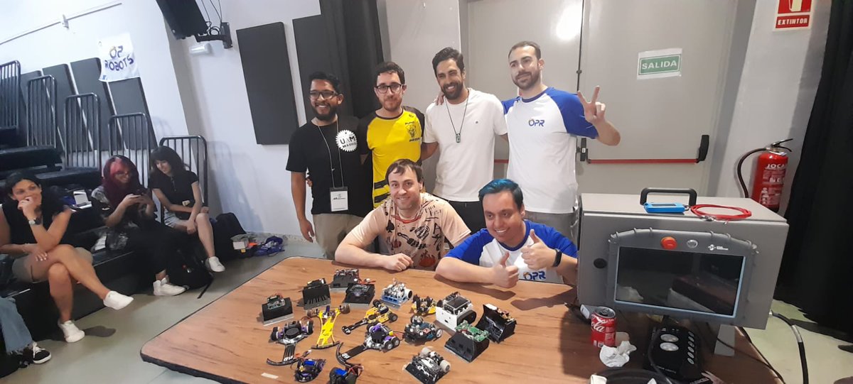 Bonita jornada de robótica en <a href="/malakabot/">Malakabot</a> con viejos y nuevos amigos 😊 Ojalá este sea el remonte de las competiciones tras el bajón de la pandemia. Muchas gracias a Enrique y a toda la organización por dar continuidad a este gran evento! 😄