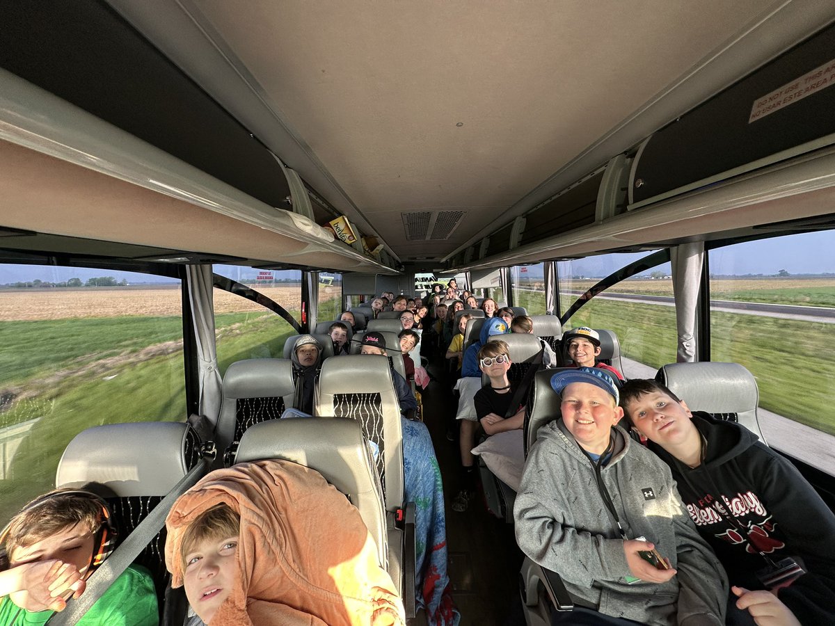 Bus 2 is having a blast on our way to <a href="/gsmitremont/">Great Smoky Mountains Institute at Tremont</a>!! <a href="/PRTrekNTravel/">Trek&Travel</a>