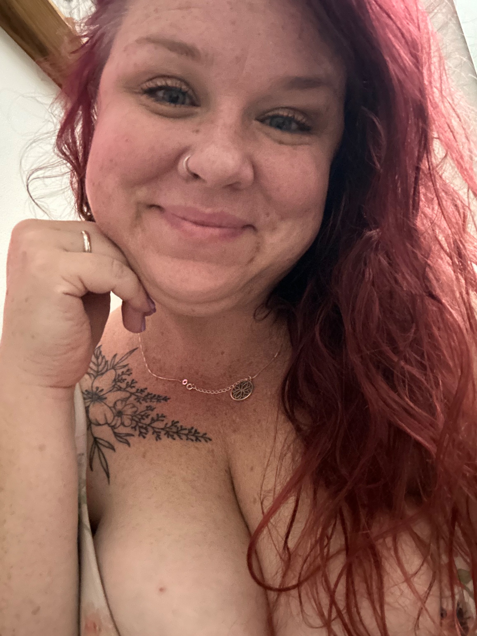 Good morning & TGIF!! https://t.co/d4a3nvvSa9