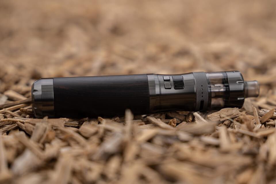 bpmods's tweet photo. Let's see some bigger one😎😎😎
#lightsaberpodmod #vape #vapelife #vapeporn #vapefam #vapeon #vapelyfe #vapecommunity #vapestagram #vapedaily #vapers #vaper #vapeshop #vapefriends #vapesociety #vapes #vapefamous #vapeallday #vapegram #vapeworld #squonk #squonker #highendmods https://t.co/EKyD7wZUsU