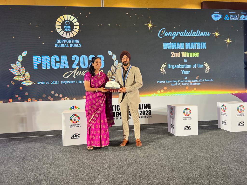 HMSIndia_'s tweet photo. Human Matrix has won the "Organisation of the Year" award at the Plastic Recycling Conference Asia 2023 for their commitment to securing a sustainable future for India.
#awardwinning #awardwinner #humanmatrix #humanmatrixsecurite #plastic #recycling https://t.co/TcFEbazh5k