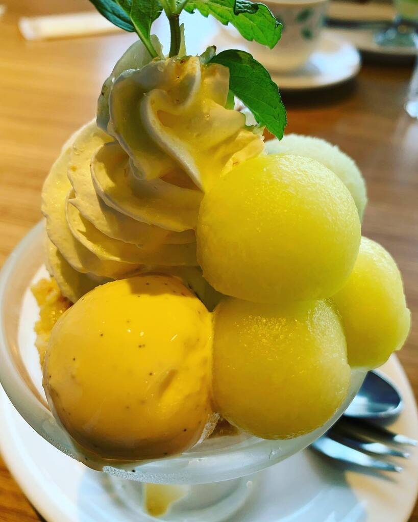 #メロンパルフェ #デニーズ #パルフェ とは？ instagr.am/p/CrlL7eQSS5p/