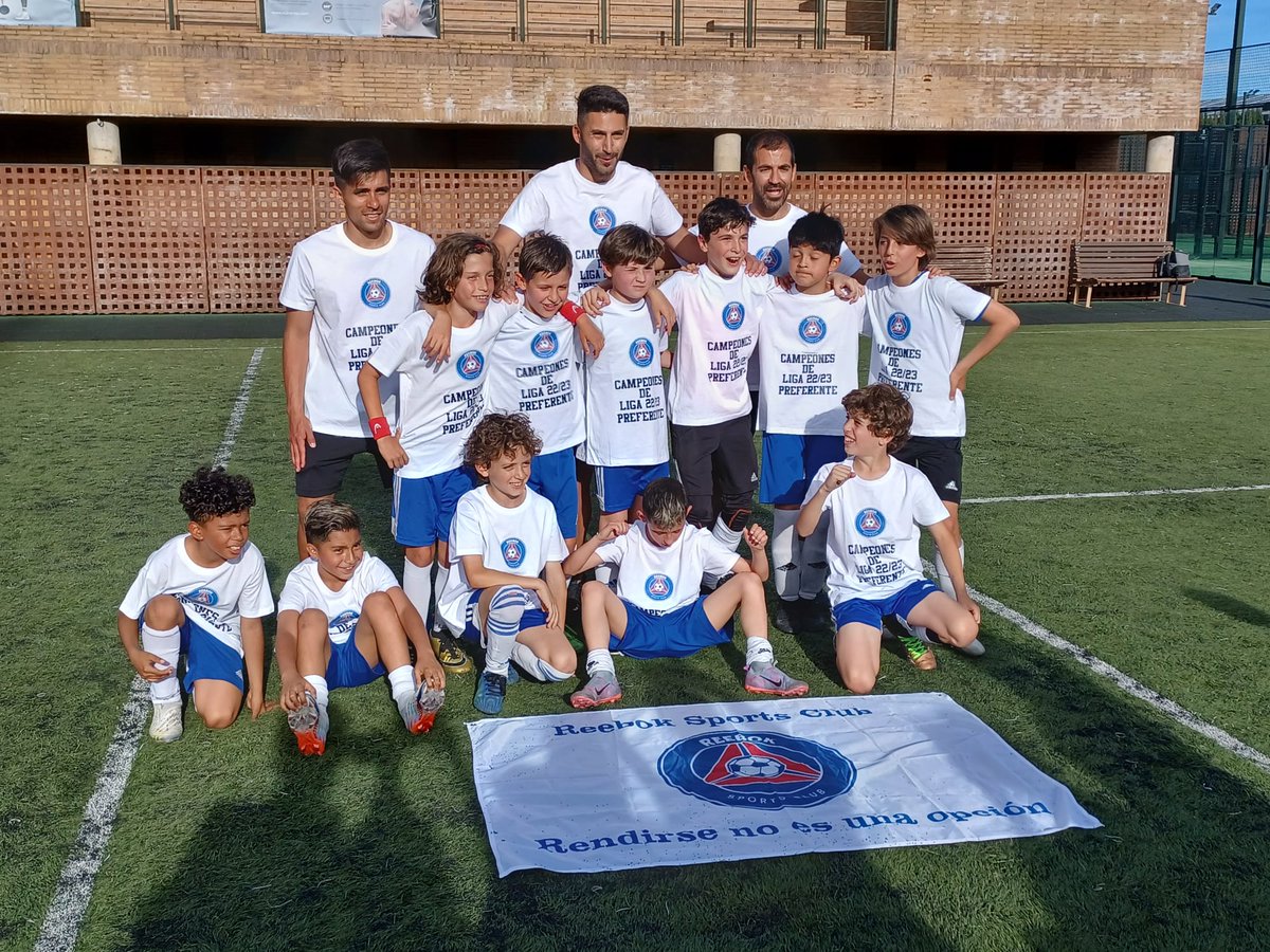 Este miércoles, en partido aplazado,  nos hemos proclamado campeones de liga <a href="/RFFM_oficial/">RFFM</a>  con nuestro benjamin A . Enhorabuena a todos por el esfuerzo y trabajo acumulado durante estos meses.