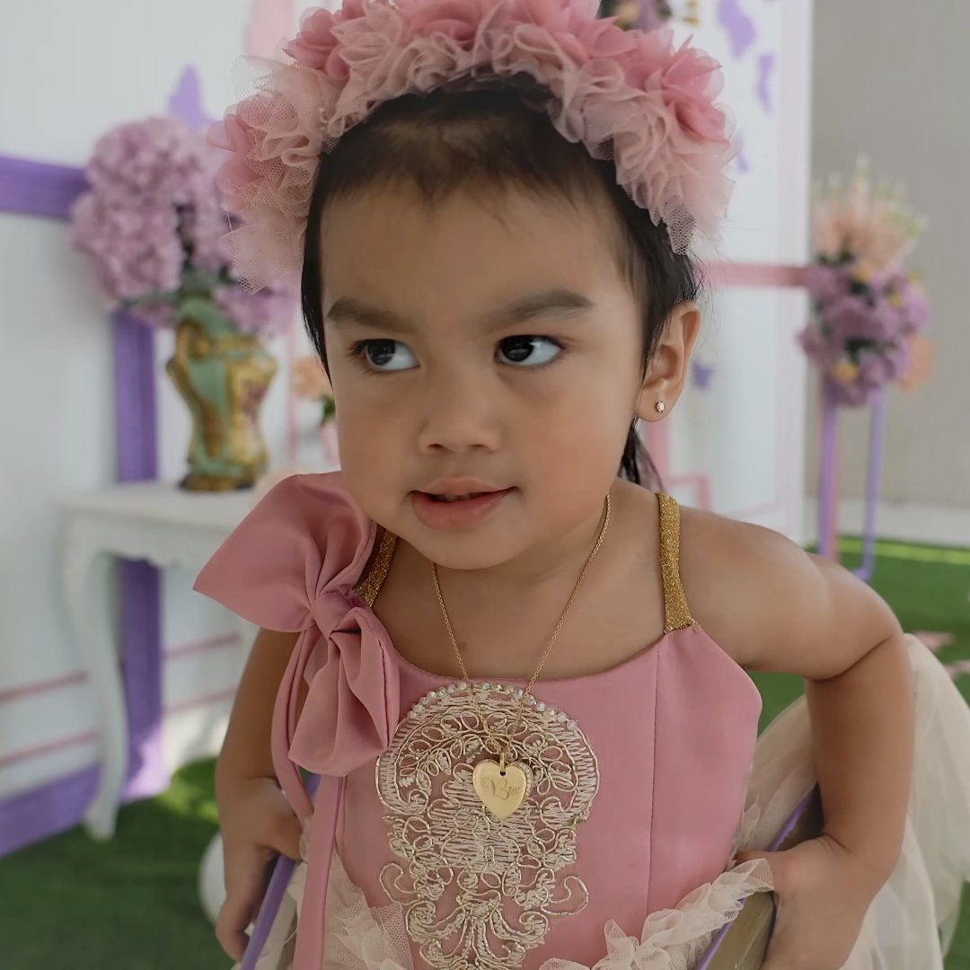 hazel_millorada's tweet image. Bia natin di na ata natutuwa magphotoshoot🙈😆
@ZeinabHarake11
 
youtu.be/_Iu_APETEaU
#BiaDay