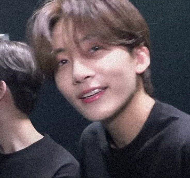 ♡⃣ It Might B You

━ Wherein the stupid races, stupid jokes, and voice messages reminded him again of what he once thought is gone. It really isn't the ones who took your breath away. It's the one who reminded you to breathe.

[ yoon jeonghan x reader au ]