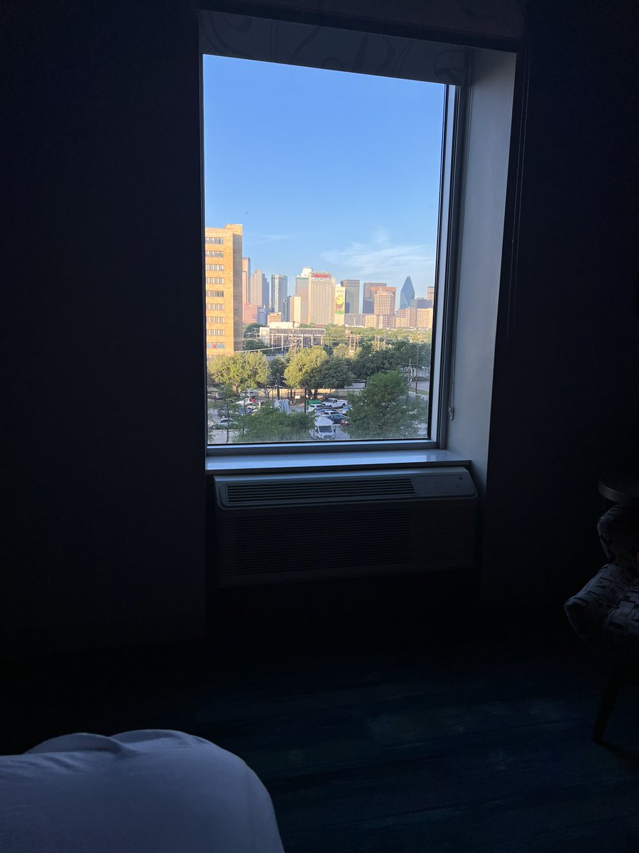 JohnstonMarkA's tweet photo. good morning! View from my hotel <3 Dallas. Excited for the first day of the VAX educator conference! @VEXRobotics https://t.co/fnteER1Mt4