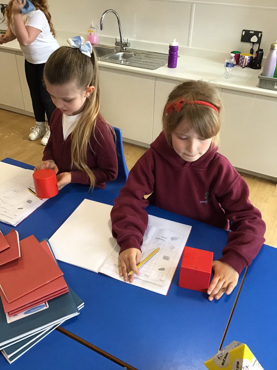 NormanPannellY2's tweet photo. Exploring 3D shapes. We have been counting faces, vertices and edges. You can help us to count these on 3D shapes we find at home. It could be cereal boxes, glue sticks, water bottles, a ball.... #maths #3dshape https://t.co/5VYqjQ7J6r