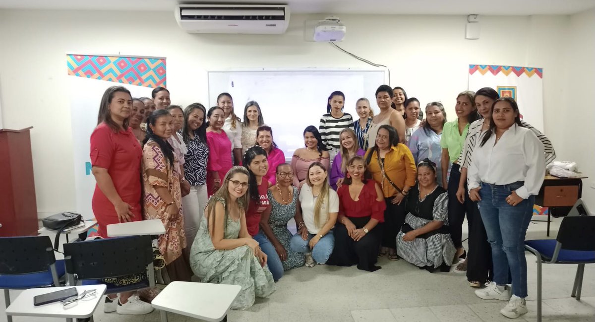 jaroldiazc's tweet photo. 2a sesión taller: La investigación formativa y el desarrollo de la competencia científica. Participan docentes preescolar #Maicao Tutoría @agudolga @InecTIC @albarpinto @UGsedeMaicao @UniLaGuajira https://t.co/B25dbj80b5