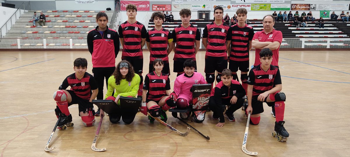 Debut con victoria en el sector infantil.
Esta mañana nuestro equipo infantil venció al Patinalon por tres tantos a dos en la primera jornada de la fase de sector del Campeonato de España que se disputa hasta el próximo domingo en la localidad asturiana de Mieres.