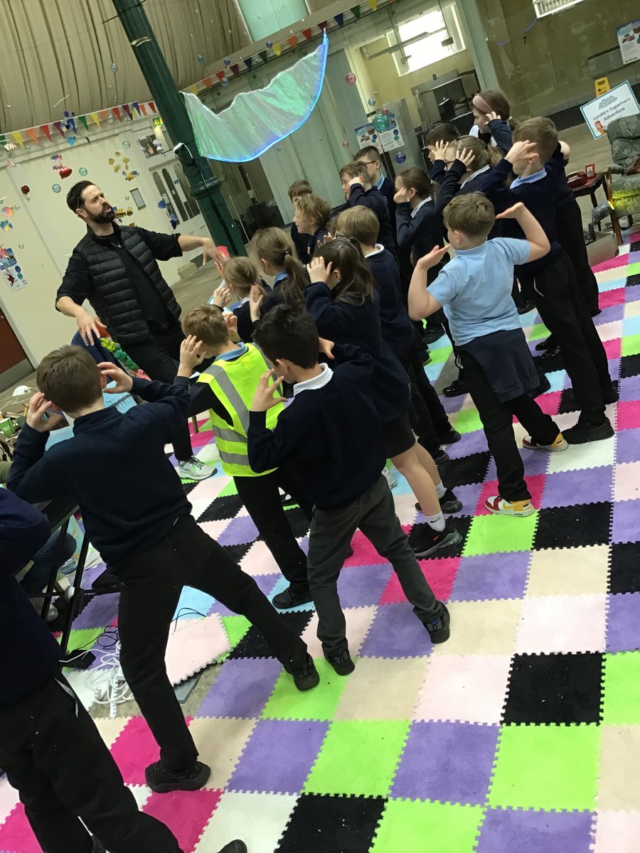 WildBankY5's tweet photo. Yesterday the children in year 5 had an amazing experience when we visited the Armchair Adventures for a drama and music workshop.

They are really grateful for any reviews. 

@wild_bank https://t.co/QGc47t1hKi