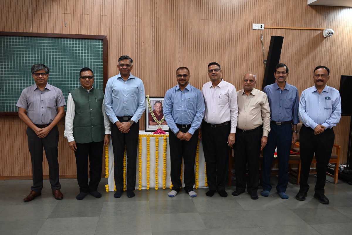 Vkcoe_irma's tweet photo. VKCoE organized its Research Projects Outcome Workshop. Shri Jayen Mehta, MD, GCMMF, Shri Manoranjan Pani, CGM, GCMMF, Prof. Saswata
Biswas, IRMA, Shri Mitesh Mehta, MD, Panchamrut Dairy, Shri Dipak Shah, MD, Vidya Dairy &amp; officers from different unions, academicians attended it. https://t.co/s1lEMzBnNj