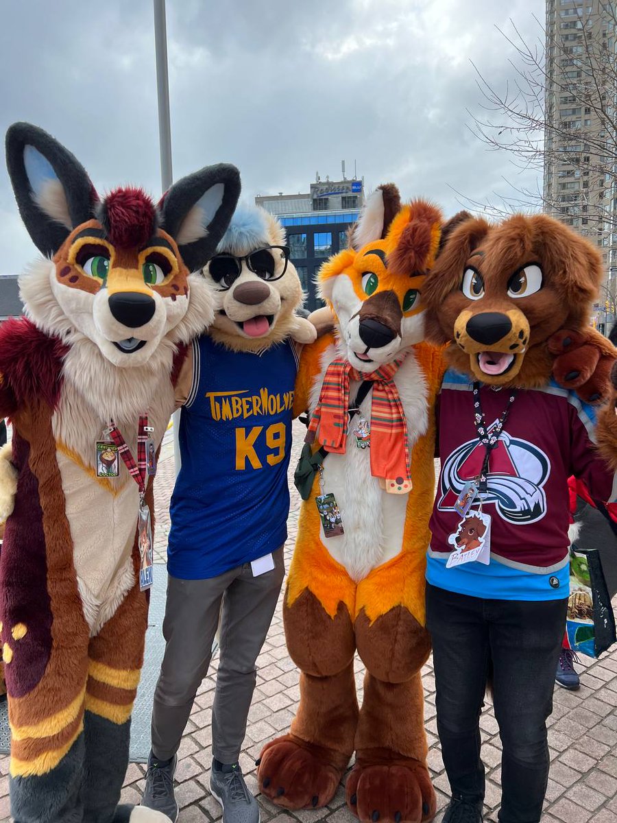 Still thinking back to #FE2023 for this #FursuitFriday! What an absolutely amazing time it was!

🦊 <a href="/RedRuppell/">Alek the Doc Fox</a> 
🐶 <a href="/AirBudJr/">ABJr! 🏀 🔜 ThaiTales</a> 
🦊 <a href="/fwanky_/">fwanky</a>