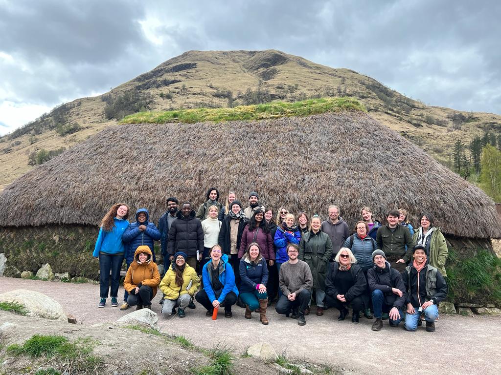 sgsah's tweet photo. On the final day of the #EARTHScholarship23 Cohort Programme, we're feeling honoured to have met &amp; hosted this talented group of PhDs &amp; ECRs from around the globe. We hope their environmental arts &amp; humanities research has been inspired by this cultural exchange, involving.../1 https://t.co/WkQ61FvLbL