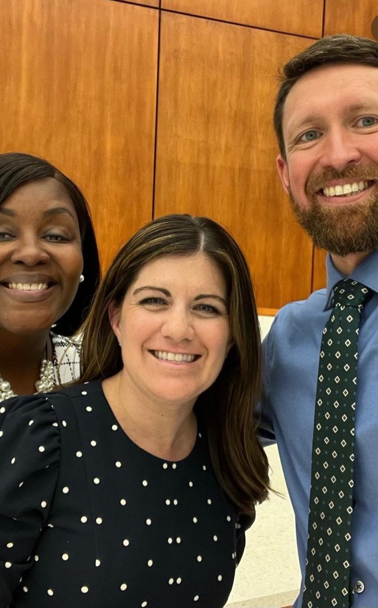 EduRecruiter302's tweet photo. About last night...
Congratulations to Mr. Corey Hafer, PLTW Teacher at Middletown High School for being named Appoquinimink School District's Teacher of the Year. https://t.co/5te5cA2jpp