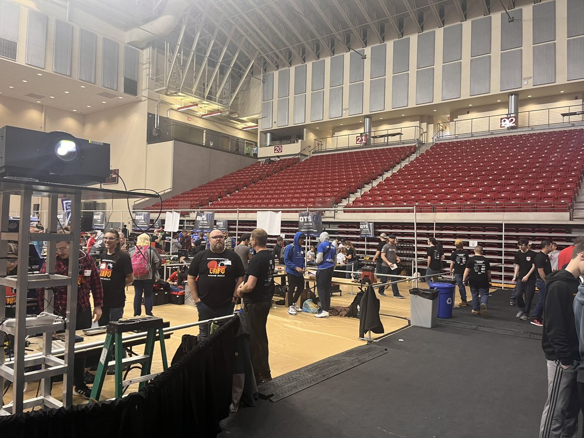 STEMnaut's tweet image. Almost time to start! Excited for #TechWorksatCCA to be volunteering @BotsIQSWPA #BotsIQ