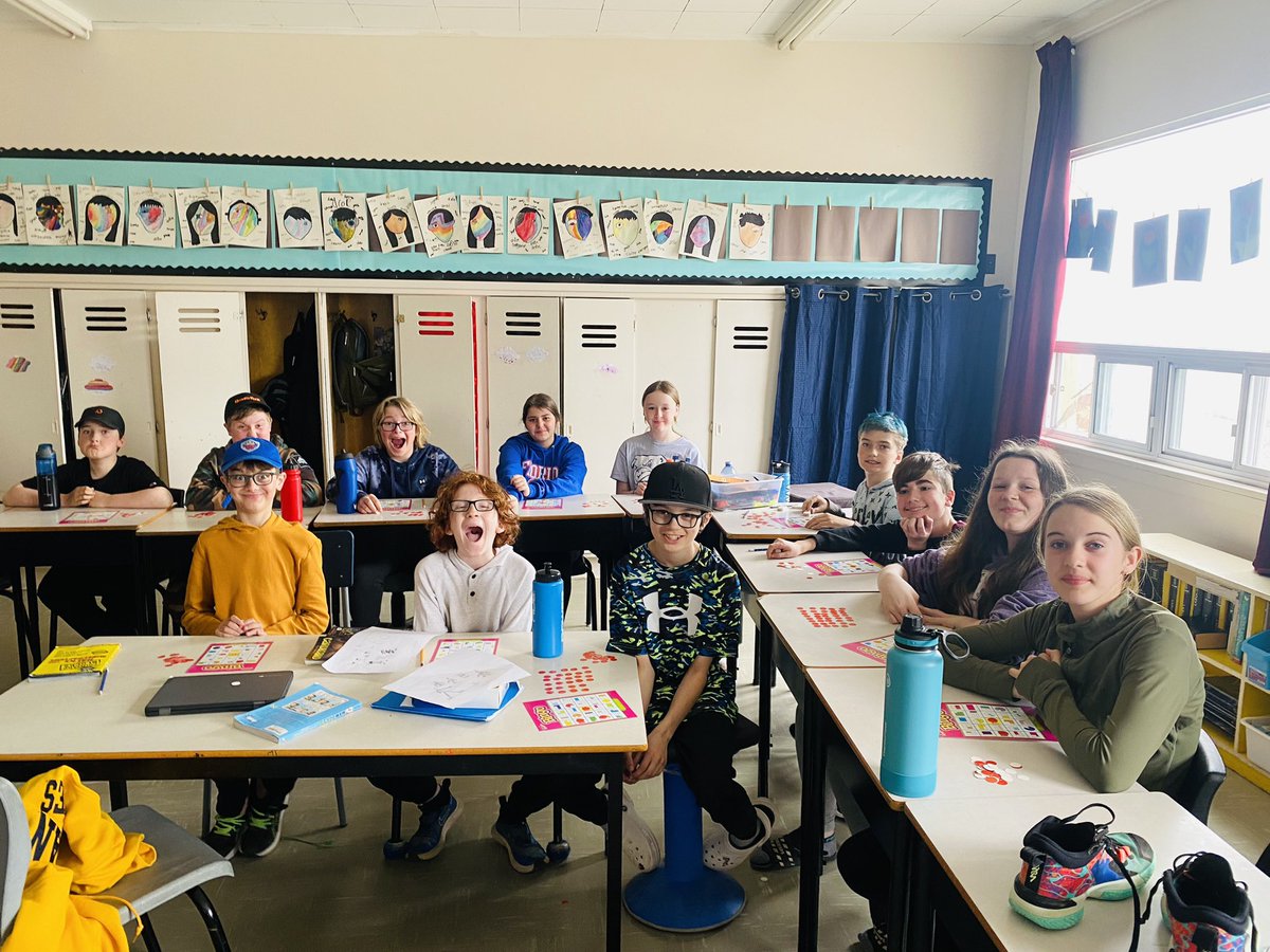 Mme. Jaclyn Hickey tweet media