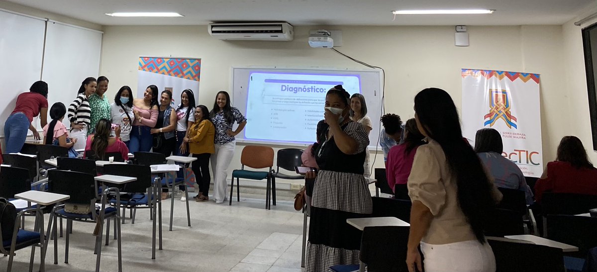 jaroldiazc's tweet photo. Ejercicio de diagnóstico #MetodologíasActivas @agudolga @AulasAmigas @InecTIC @albarpinto @UGsedeMaicao https://t.co/u8FcW8zwfd
